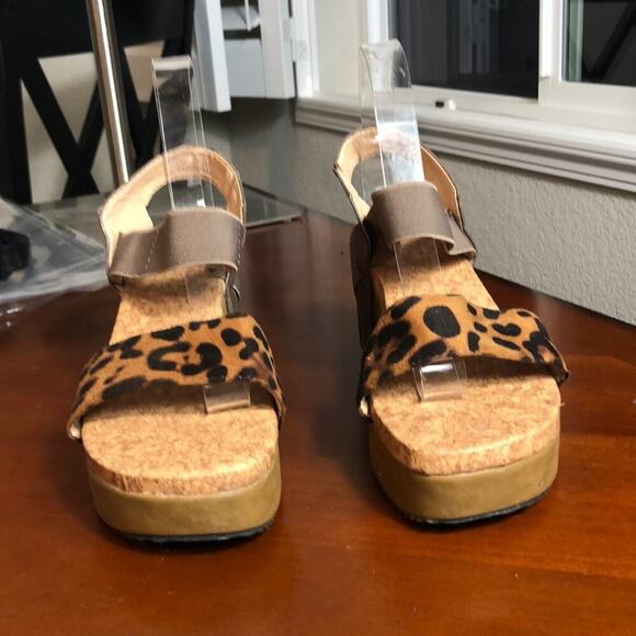 Non brand wedge platform sandal leopard print metallic sheen straps sz 9 summer - Picture 5 of 9